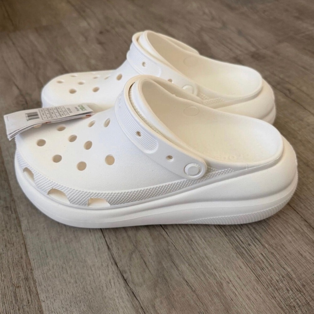 Crocs Classic Crush Clog White Platform Sandals Womens 11/Men’s 9